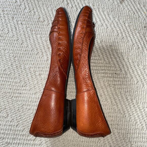 Arturo Chiang Brown Flats with Buckle Detail - Picture 7 of 10